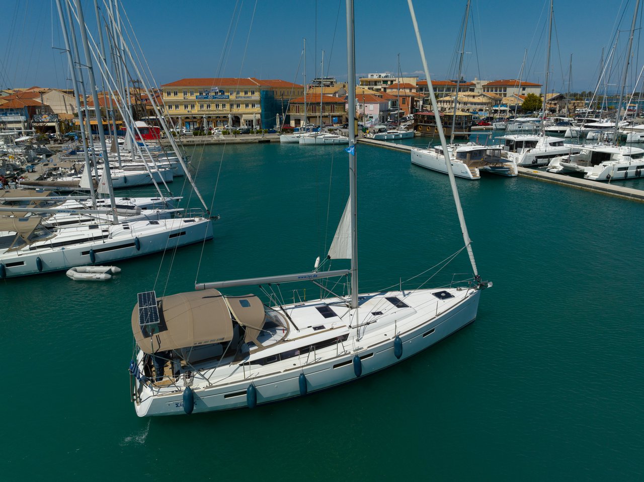 Photo #4 - Sun Odyssey 479 - 4 cab. (Sirius) en Lefkada - 38720