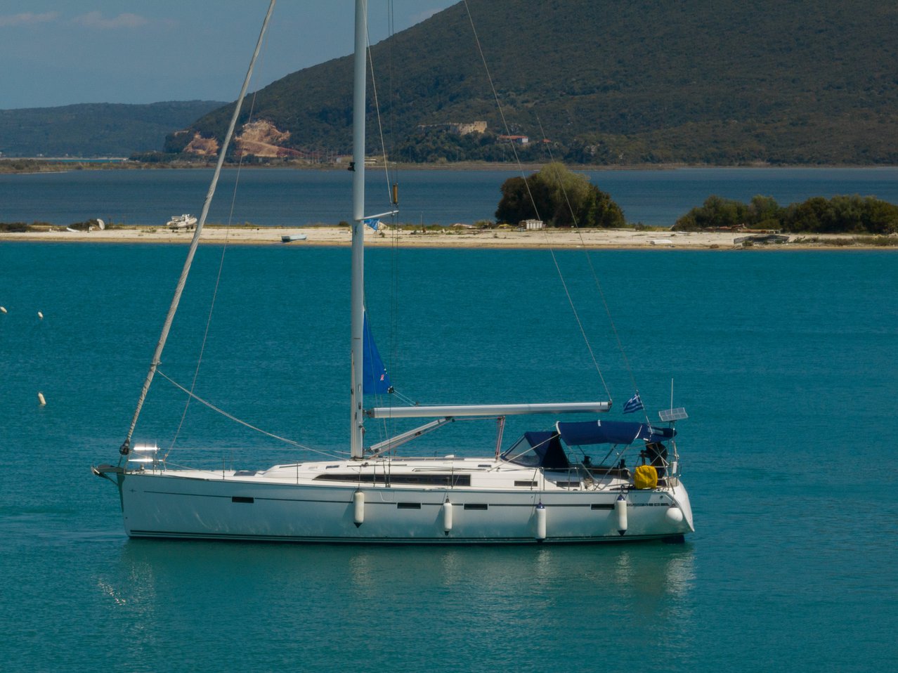 Photo #7 - Bavaria Cruiser 51 (Roxane) in Lefkada - 38722