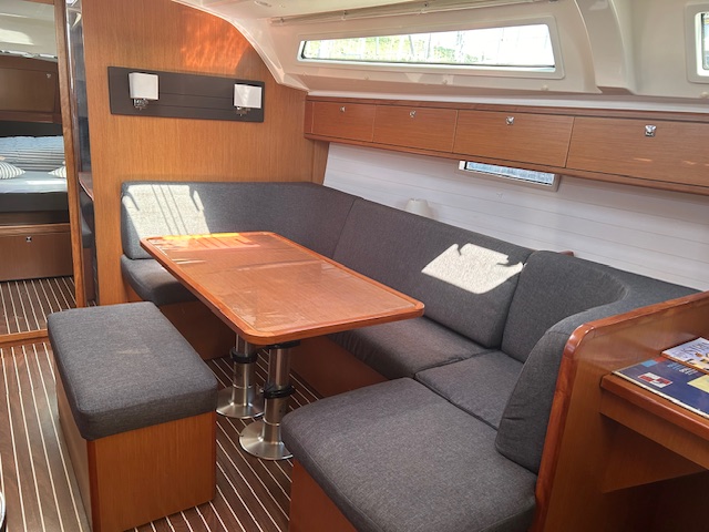 Photo #6 - Bavaria Cruiser 41 - 3 cab. (Barbera) in Trogir - 38735