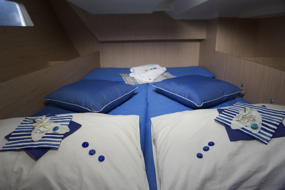 Photo #20 - Oceanis 41.1 (Felice) in Atene - 38748
