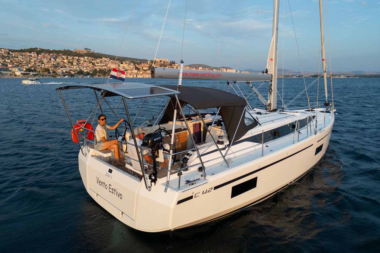 Photo #4 - Bavaria C42 (Vento Estivo) in Sibenik - 38766