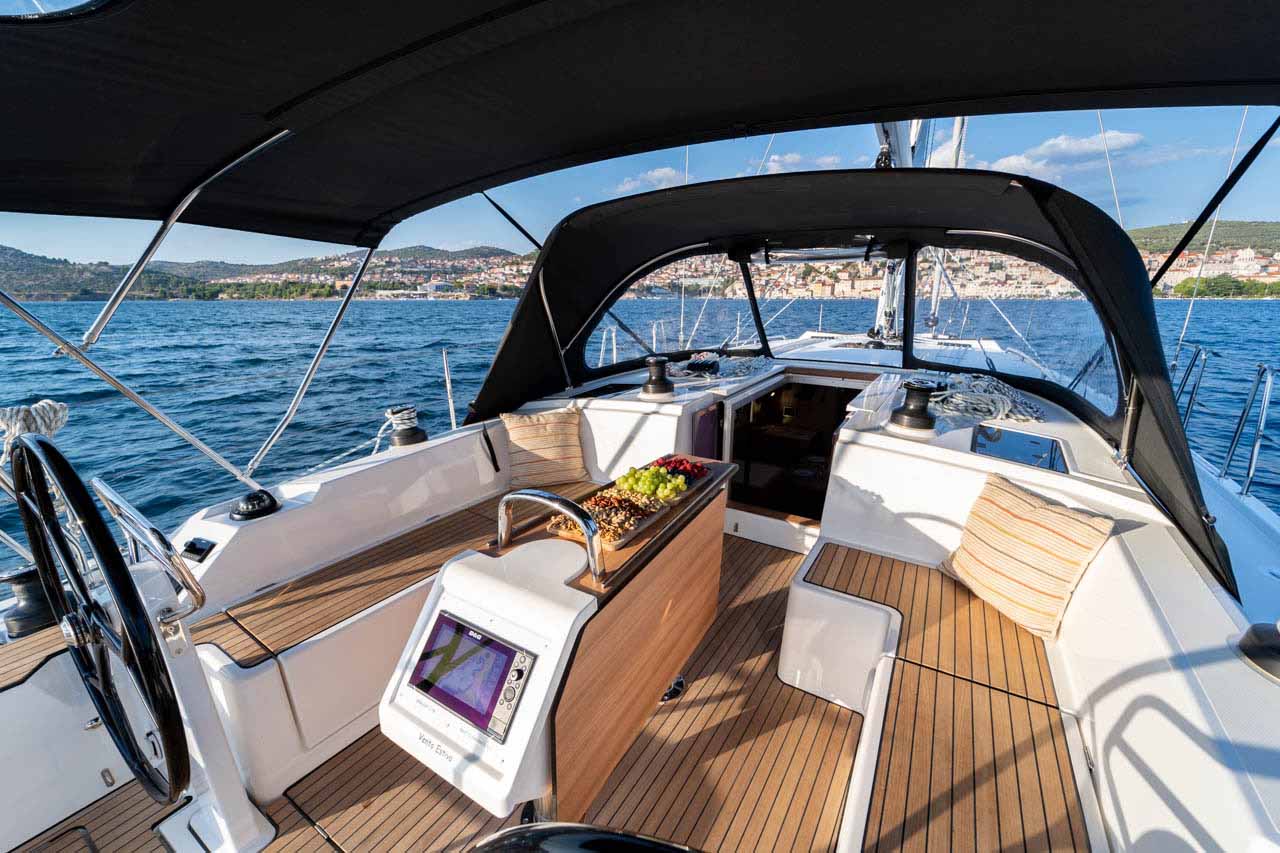 Photo #12 - Bavaria C42 (Vento Estivo) in Sibenik - 38766