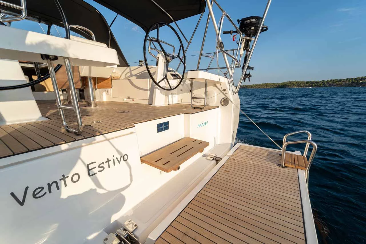 Bavaria C42 (Vento Estivo)  - 15