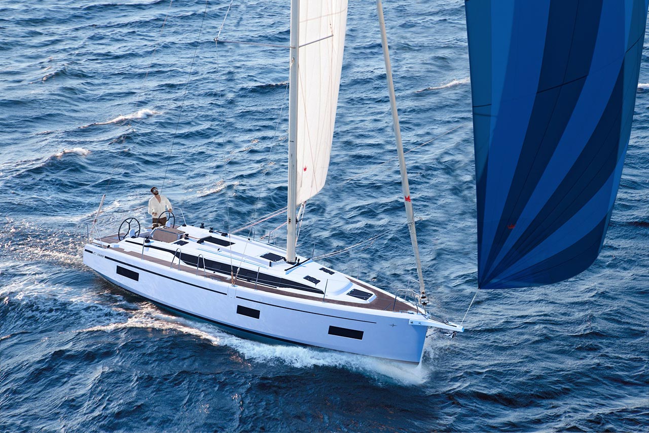Photo #4 - Bavaria C38 (Indus) en Trogir - 38767