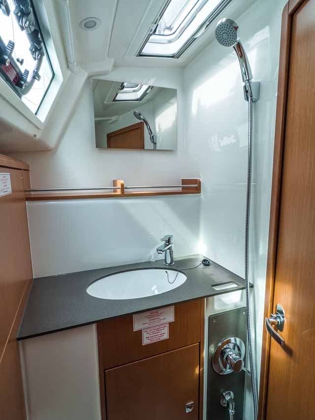 Photo #18 - Bavaria Cruiser 37 - 3 cab. (Caipirinha) in Pula - 38769