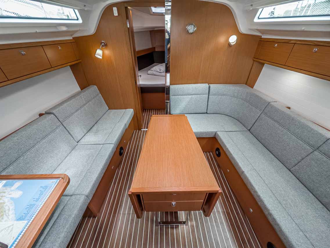 Photo #8 - Bavaria Cruiser 37 - 3 cab. (Scala) en Pula - 38770