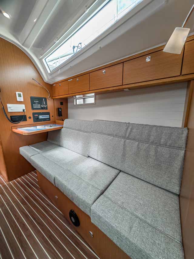 Photo #10 - Bavaria Cruiser 37 - 3 cab. (Scala) en Pula - 38770
