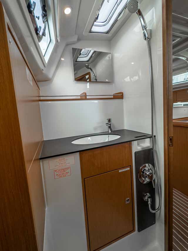 Photo #17 - Bavaria Cruiser 37 - 3 cab. (Scala) en Pula - 38770