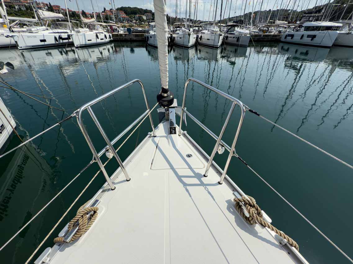 Photo #9 - Bavaria Cruiser 34 - 2 cab. (Hydra) in Pula - 38772