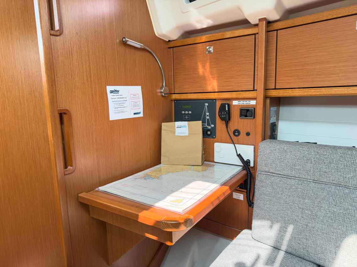 Photo #16 - Bavaria Cruiser 34 - 2 cab. (Hydra) in Pula - 38772