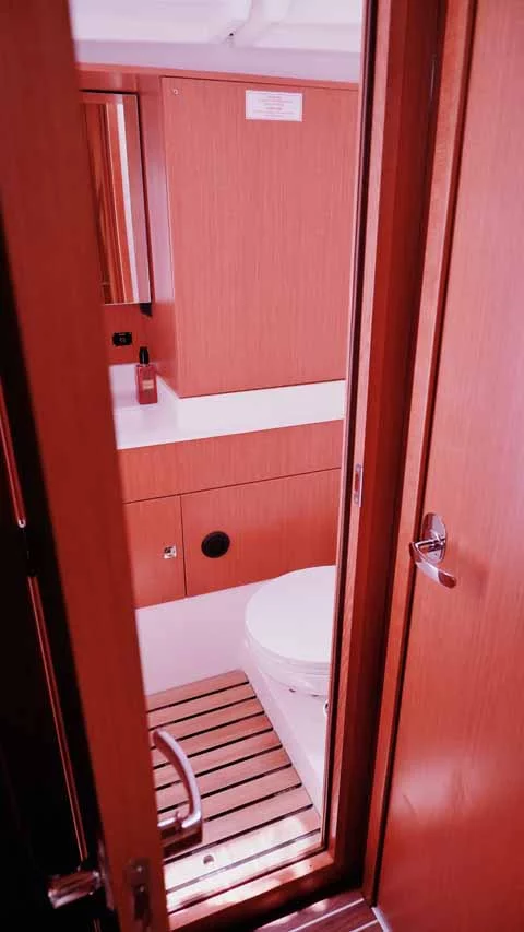 Bavaria C50 Style - 5 + 1 cab. (Juana)  - 17