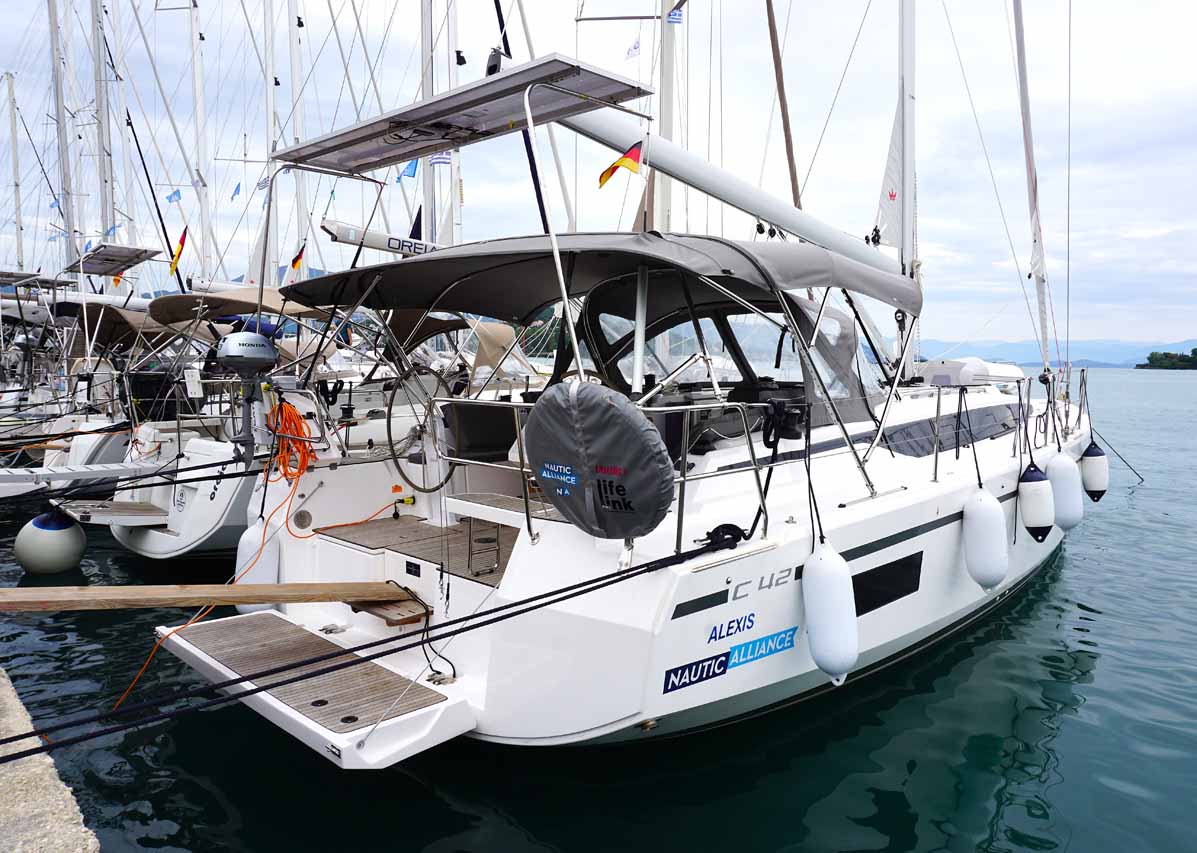 Photo #4 - Bavaria C42 (Alexis) in Korfu - 38776