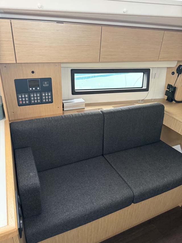 Photo #9 - Bavaria C42 Style (Aurelia) in Palma - 38777