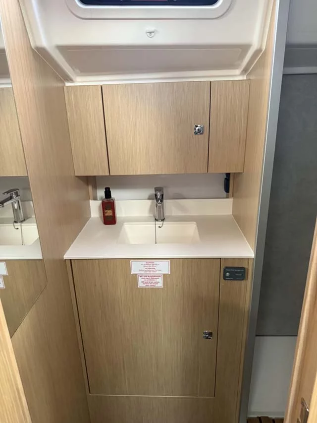 Bavaria C42 Style (Aurelia)  - 12