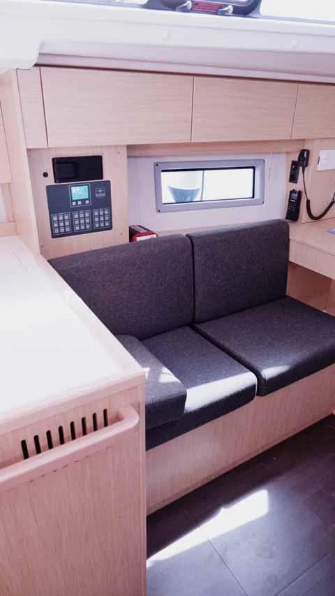 Bavaria C38 (Alesia)  - 6
