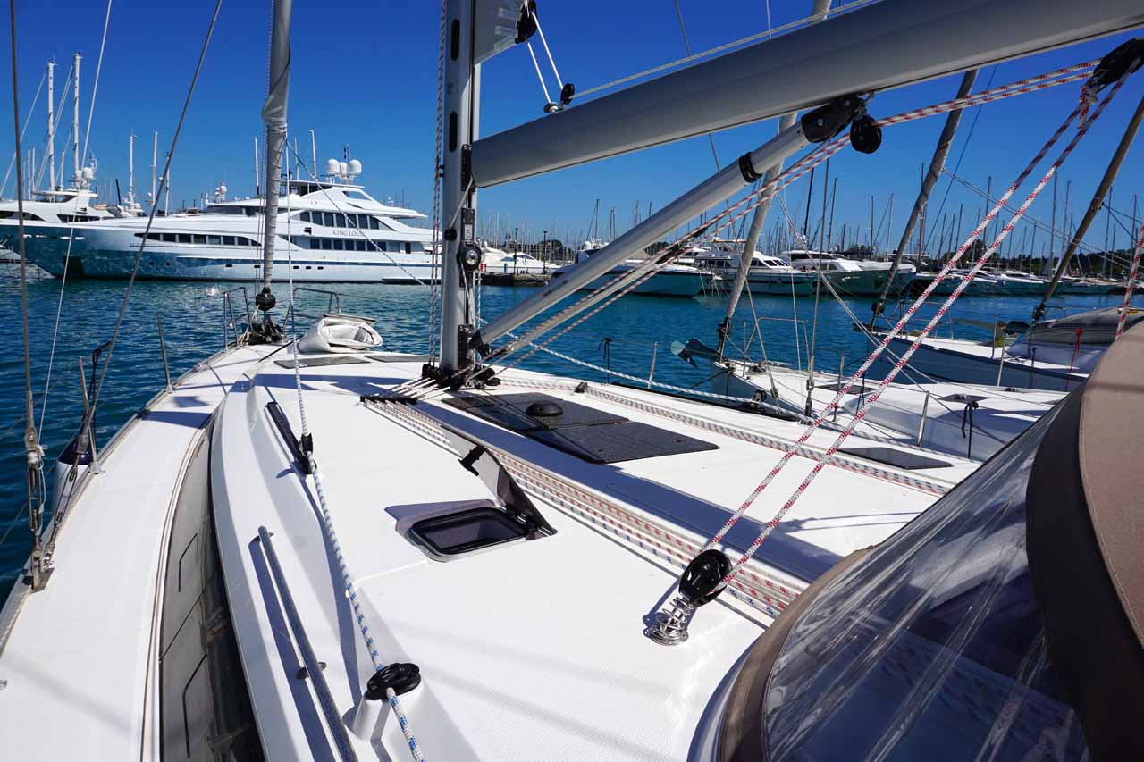 Photo #4 - Bavaria Cruiser 46 - 4 cab. (Delphina) en Corfú - 38784
