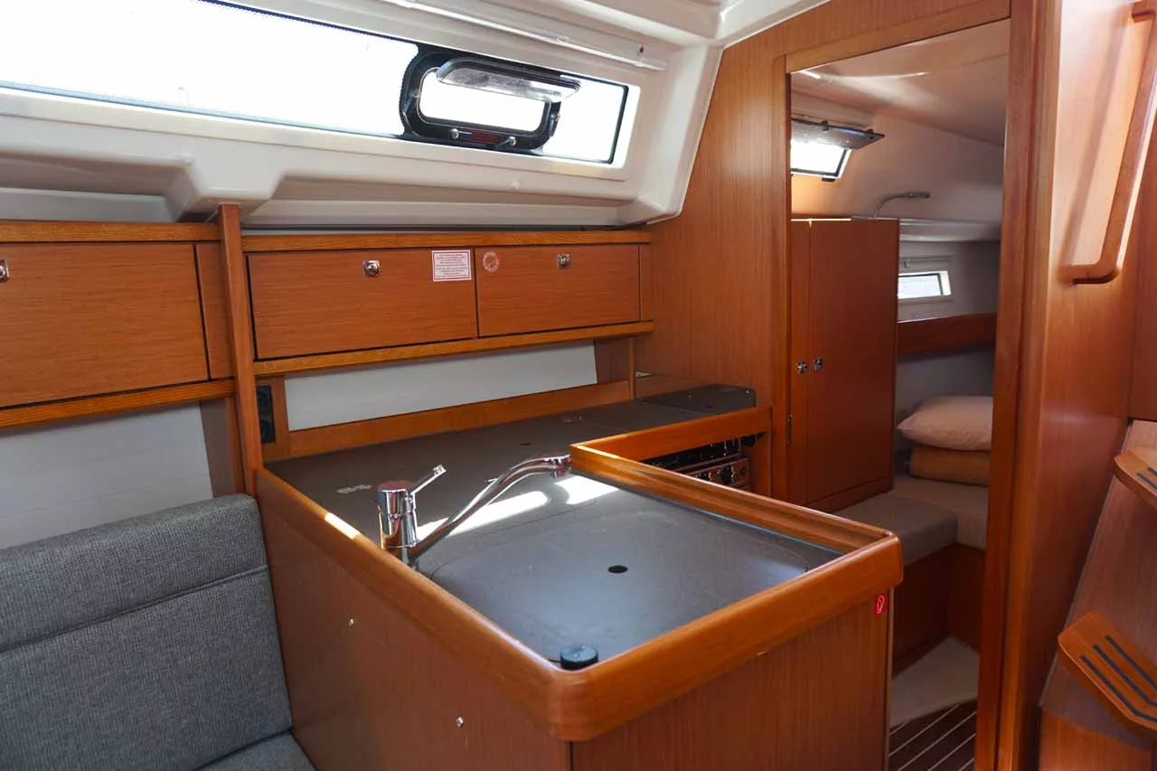 Bavaria Cruiser 34 - 2 cab. (Yanna)  - 9