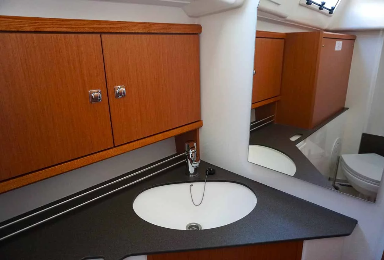 Bavaria Cruiser 34 - 2 cab. (Yanna)  - 13