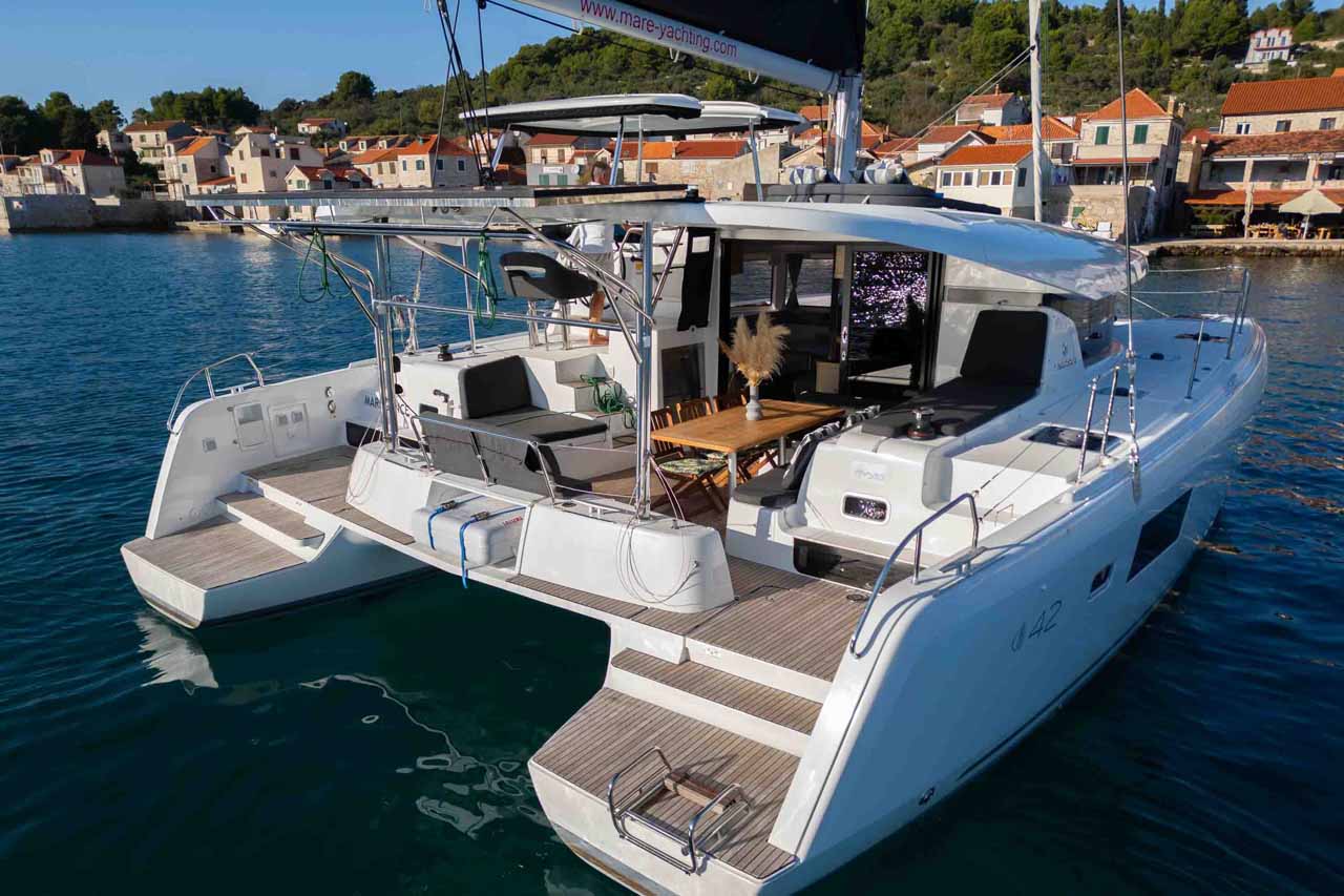 Photo #7 - Lagoon 42 - 4 + 2 cab. (Mare Sunce) in Sibenik - 38810
