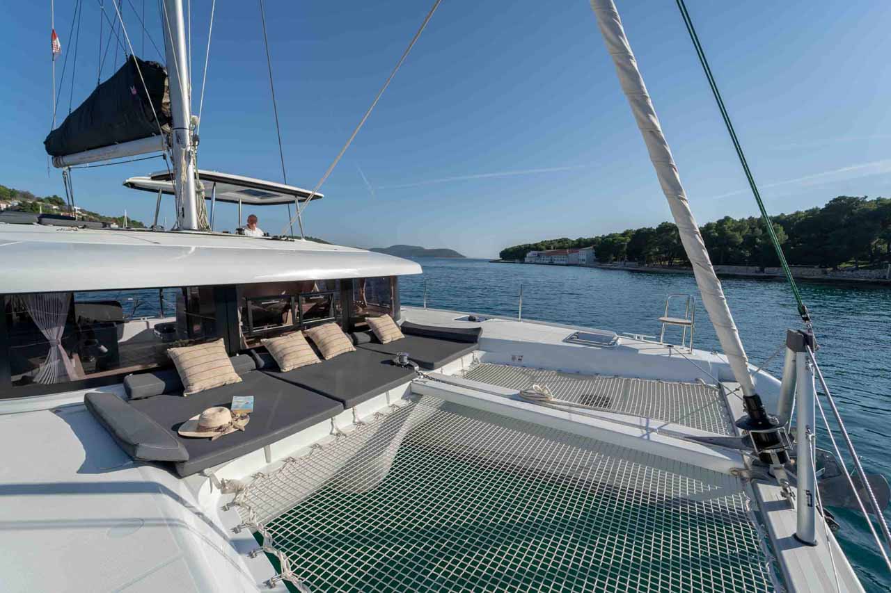 Photo #12 - Lagoon 42 - 4 + 2 cab. (Mare Sunce) in Sibenik - 38810