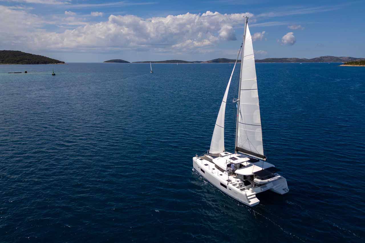 Photo #7 - Lagoon 42 - 4 + 2 cab. (Mare Tiempo) in Sibenik - 38811