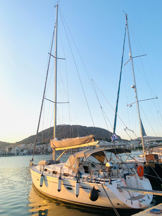 Photo #4 - Bavaria 42 Cruiser (Okeanis) in Salamina - 38816