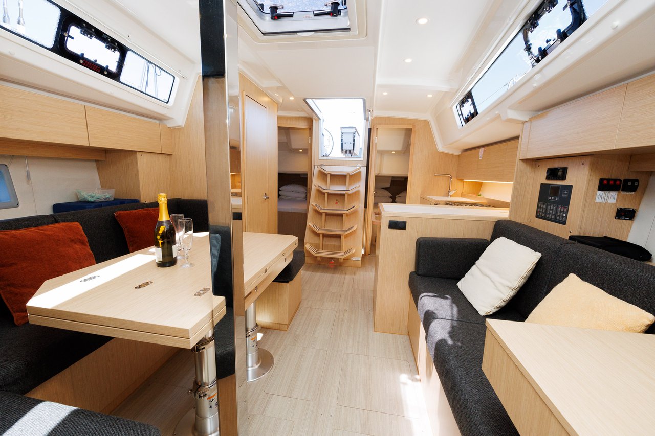 Photo #13 - Bavaria C38 (Petra) in Zadar - 38820