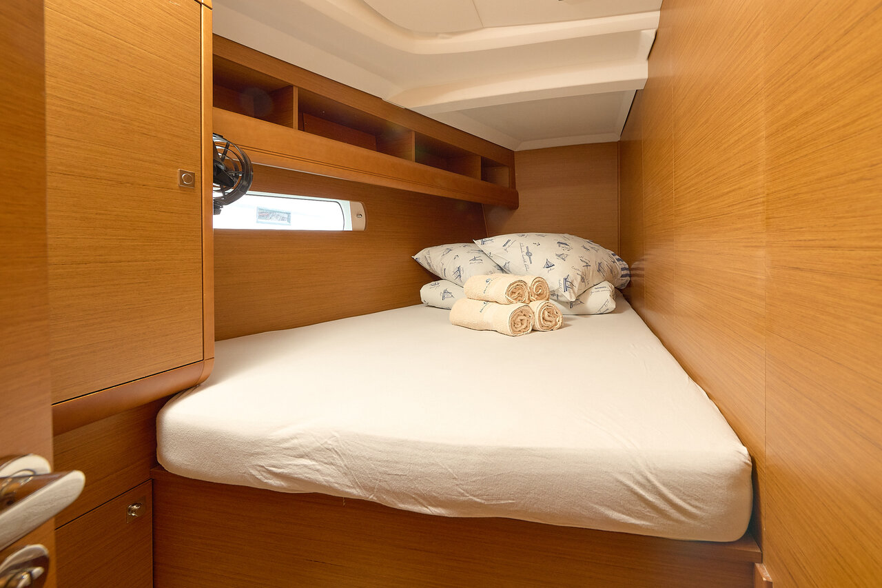 Photo #30 - Sun Odyssey 479 - 4 cab. (Pina) in Trogir - 38821