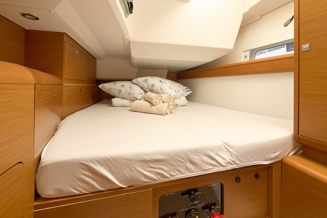 Photo #31 - Sun Odyssey 479 - 4 cab. (Pina) in Trogir - 38821