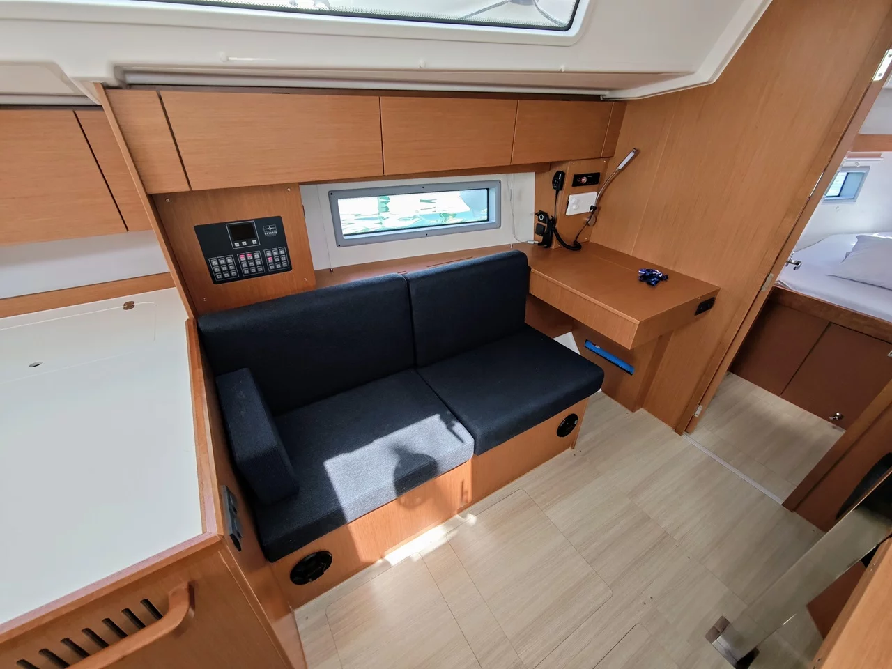 Bavaria C42 (Zen)  - 11