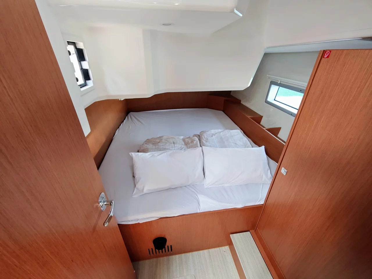 Bavaria C42 (Zen)  - 16
