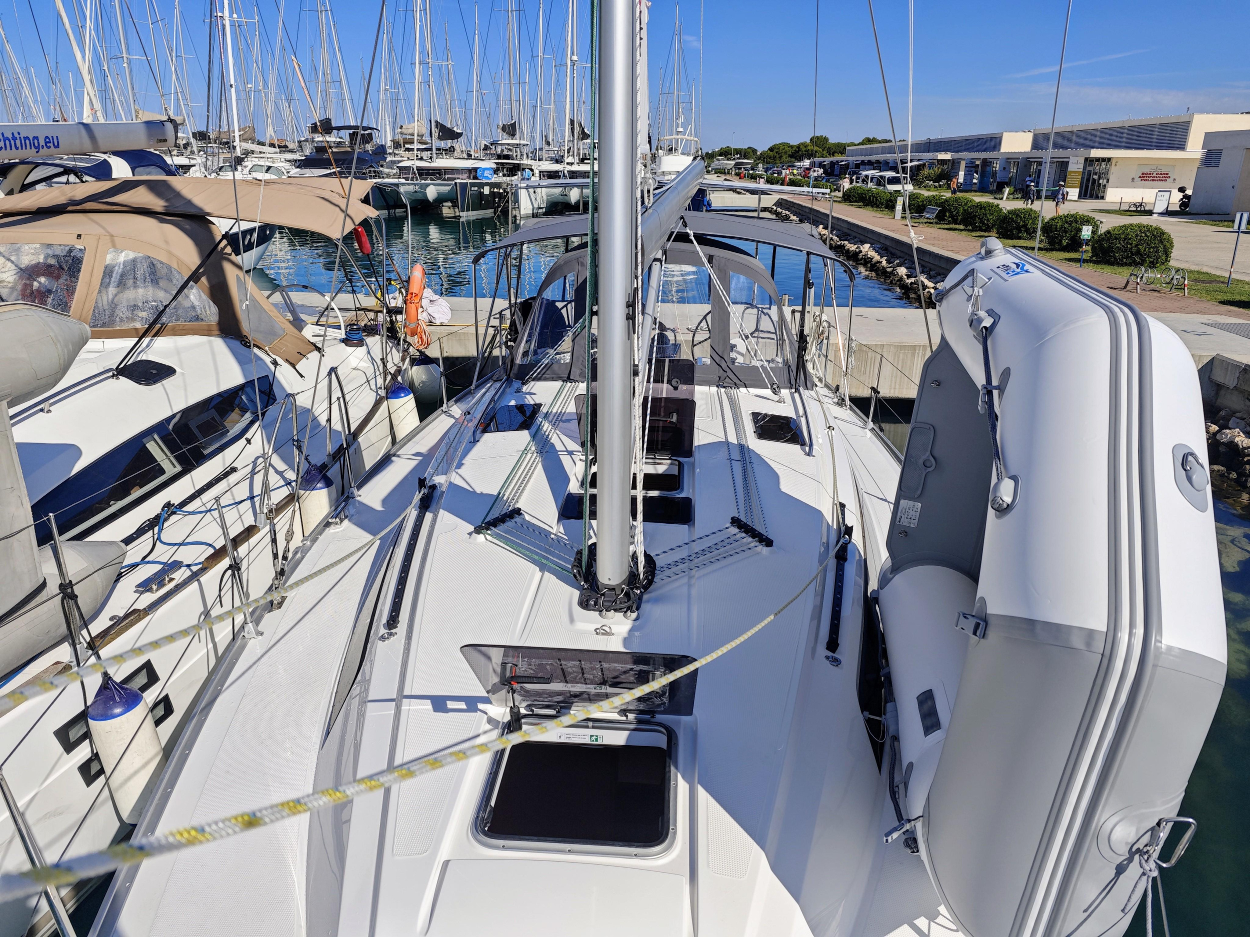 Photo #6 - Bavaria Cruiser 37 - 3 cab. (Mai Tai) en Sukosan - 38835