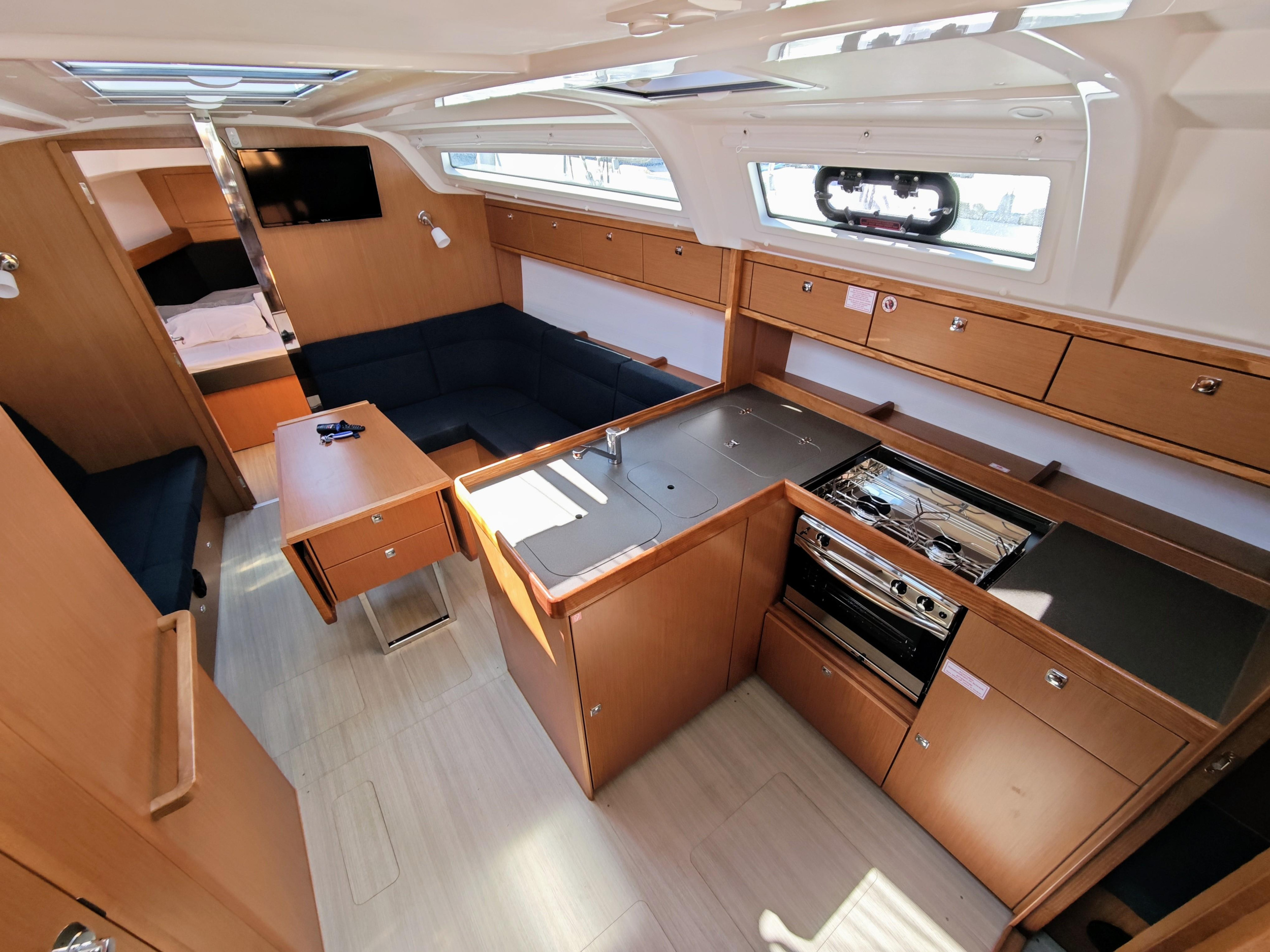 Photo #7 - Bavaria Cruiser 37 - 3 cab. (Mai Tai) en Sukosan - 38835