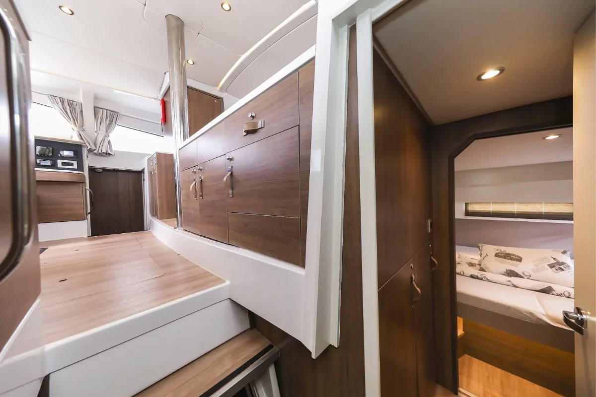 Bali 4.2 - 4 + 1 cab. (Holiday Inn)  - 11