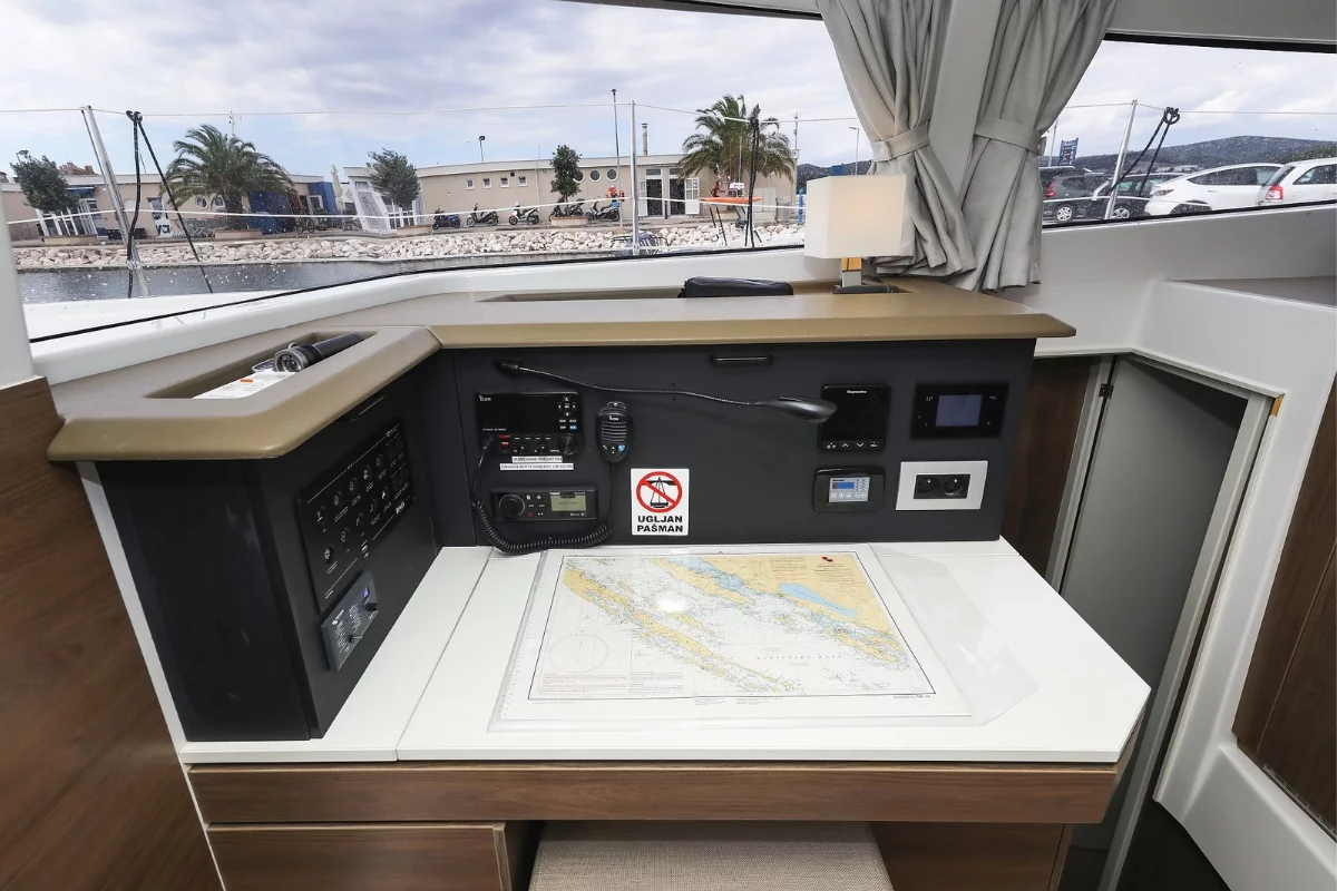 Bali 4.2 - 4 + 1 cab. (Holiday Inn)  - 12