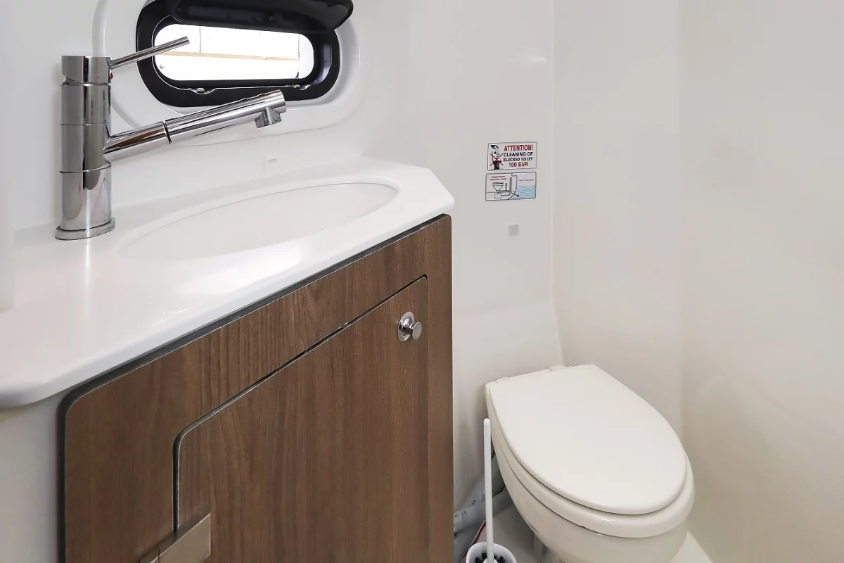 Bali 4.2 - 4 + 1 cab. (Holiday Inn)  - 16