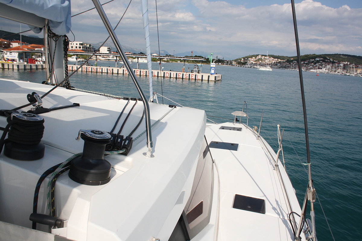 Photo #6 - Fountaine Pajot Astrea 42 (Cata del Mar) in Trogir - 38858