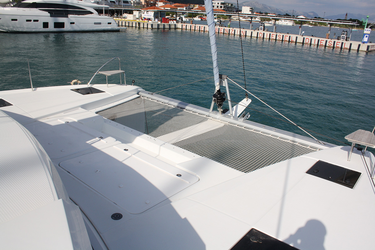 Photo #7 - Fountaine Pajot Astrea 42 (Cata del Mar) in Trogir - 38858