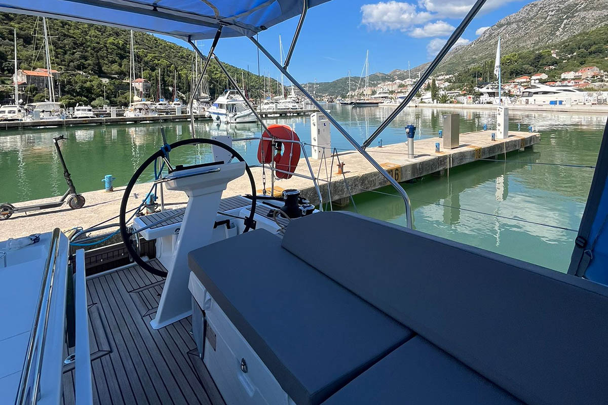 Photo #8 - Oceanis 46.1 - 4 cab. (Cadence) en Dubrovnik - 38859