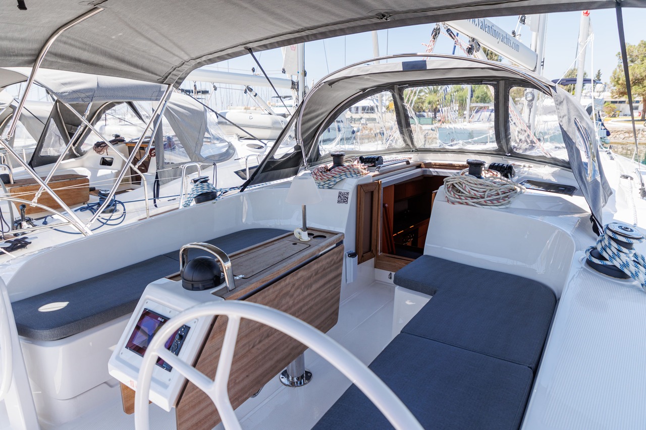 Photo #7 - Bavaria Cruiser 46 - 4 cab. (Eros) en Athènes - 38873