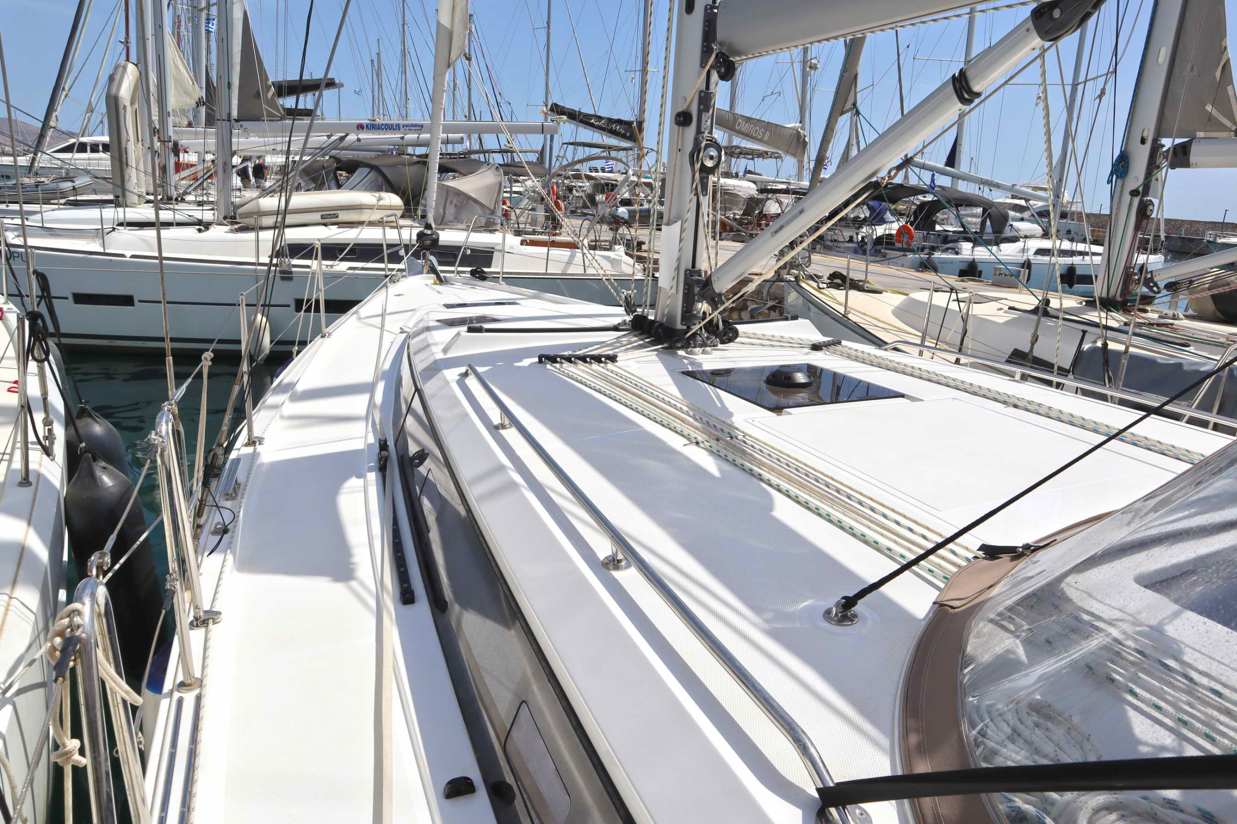 Photo #28 - Bavaria C42 (PRESTIGE) in Paros - 38880