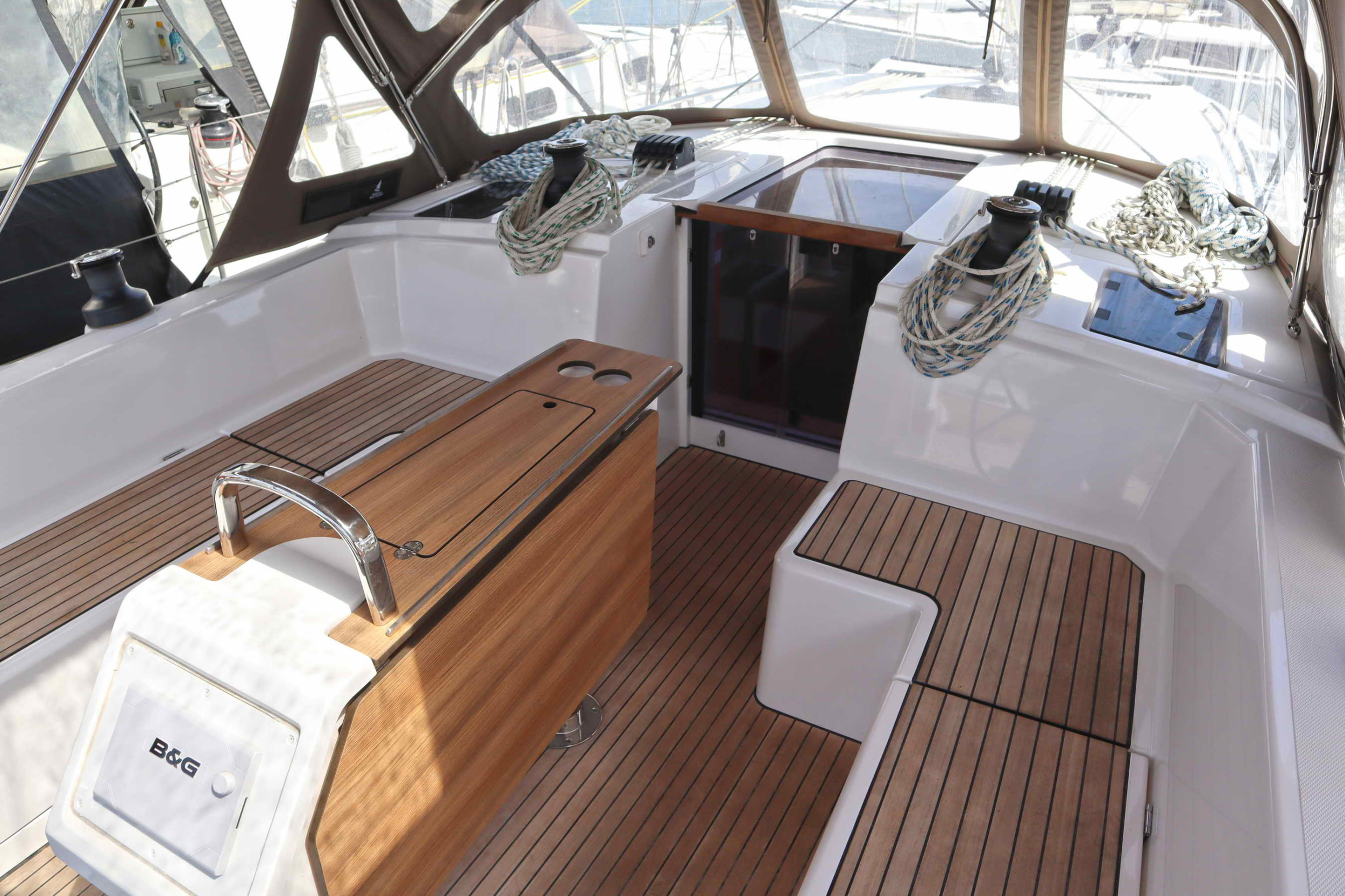 Photo #32 - Bavaria C42 (PRESTIGE) in Paros - 38880