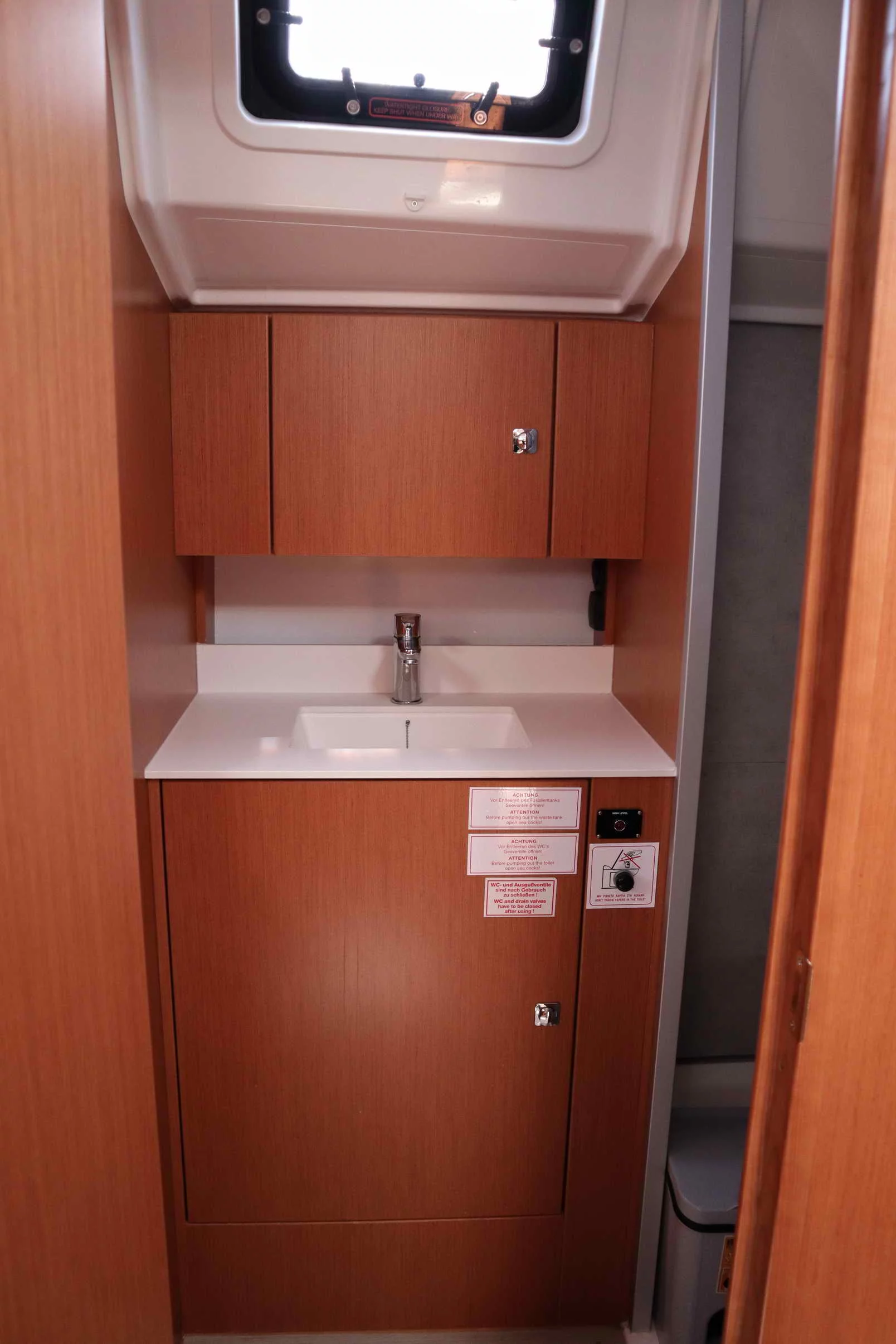 Bavaria C42 (PRESTIGE)  - 17