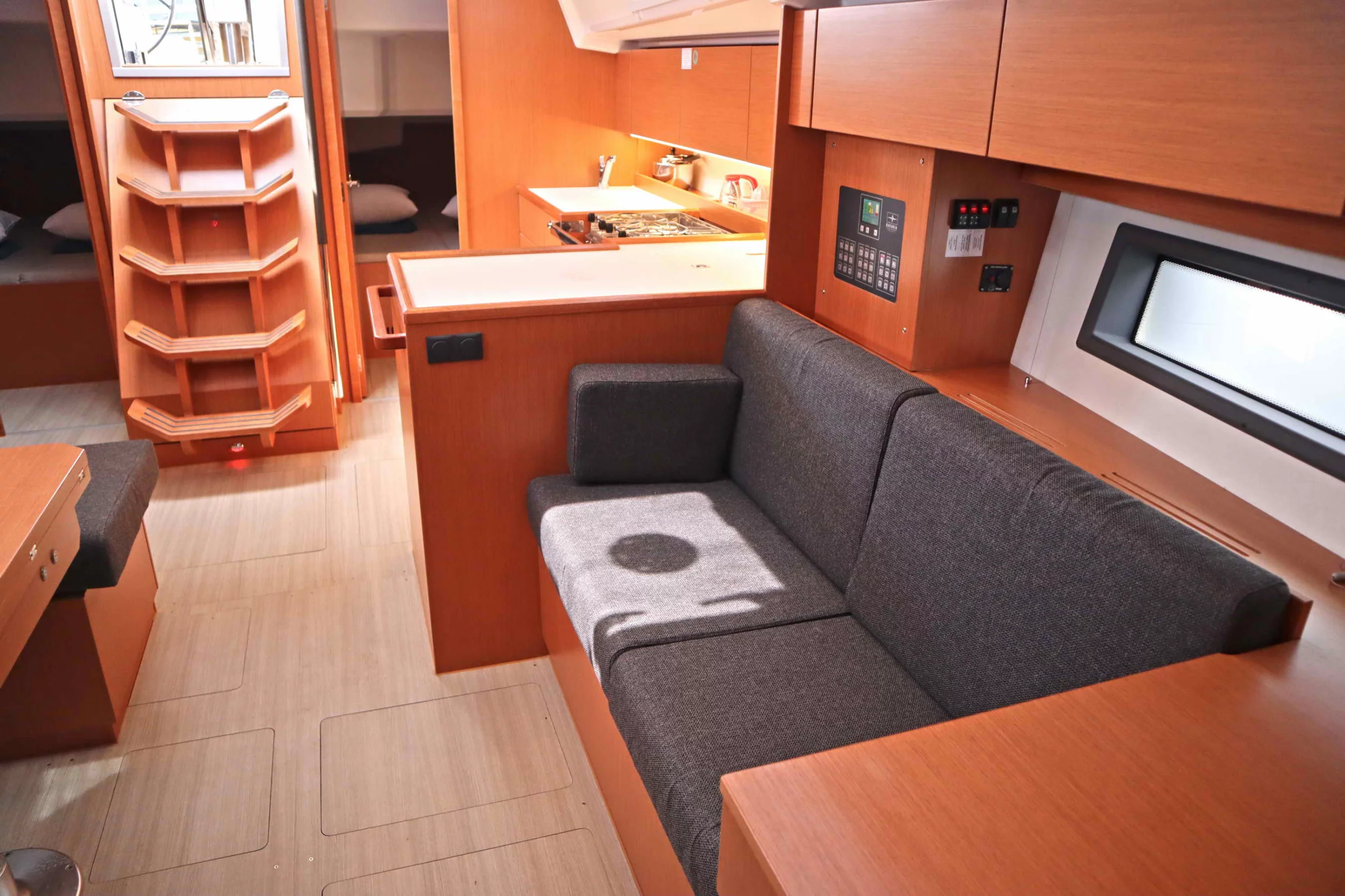 Bavaria C42 (PRESTIGE)  - 19