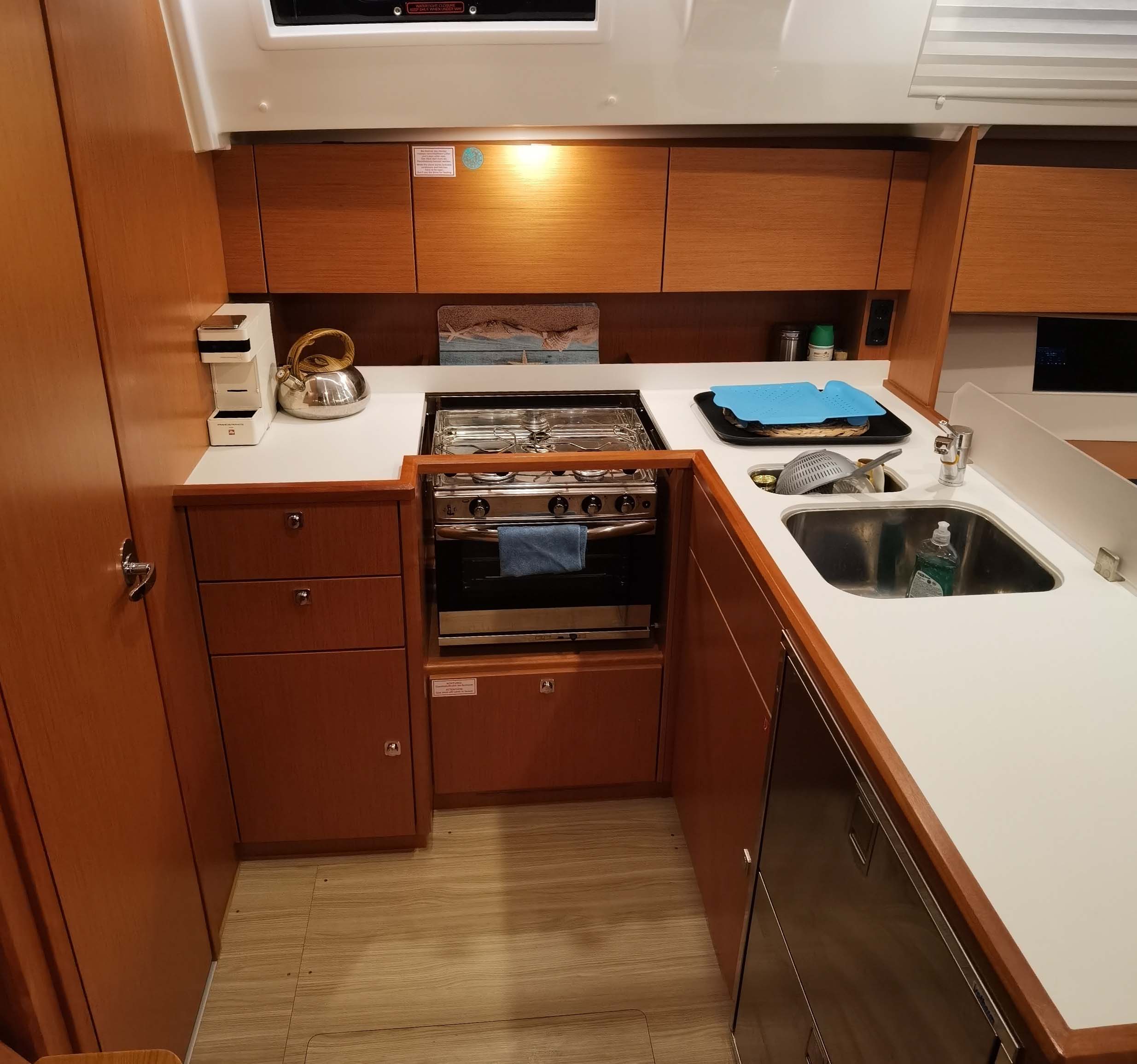 Photo #7 - Bavaria C45 - 3 cab. (PRESTIGE) en Athènes - 38884