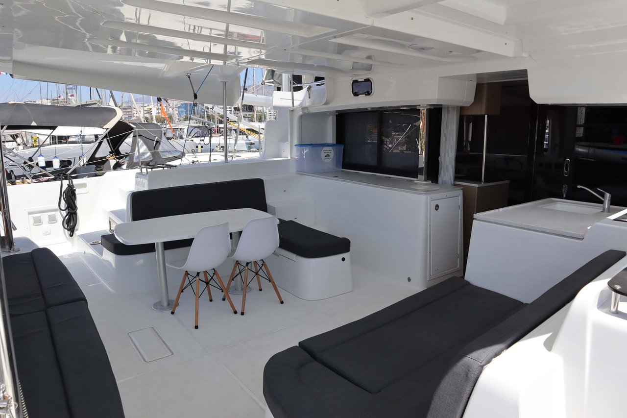 Photo #15 - Lagoon 46 Fly (PRESTIGE) in Athens - 38897