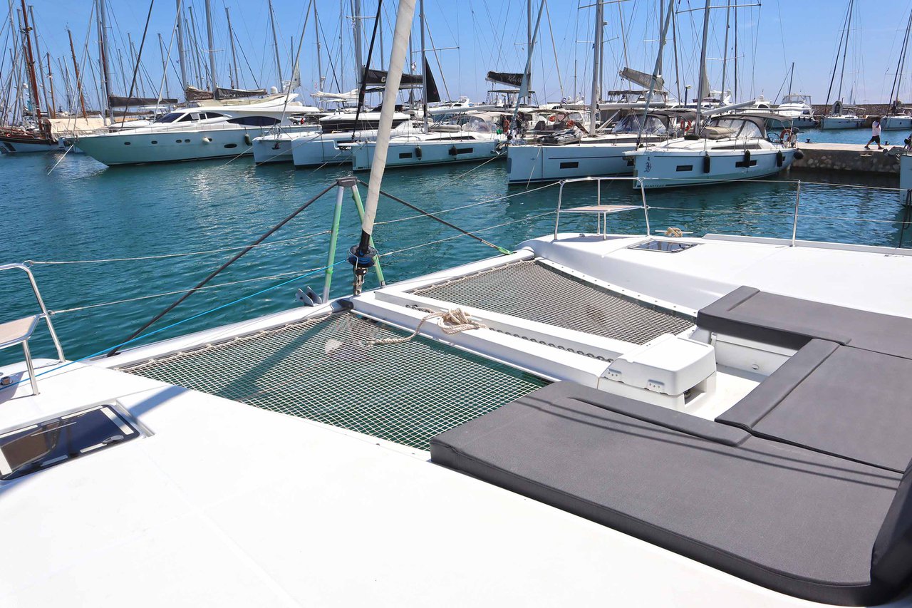 Photo #18 - Lagoon 46 Fly (PRESTIGE) in Athens - 38897
