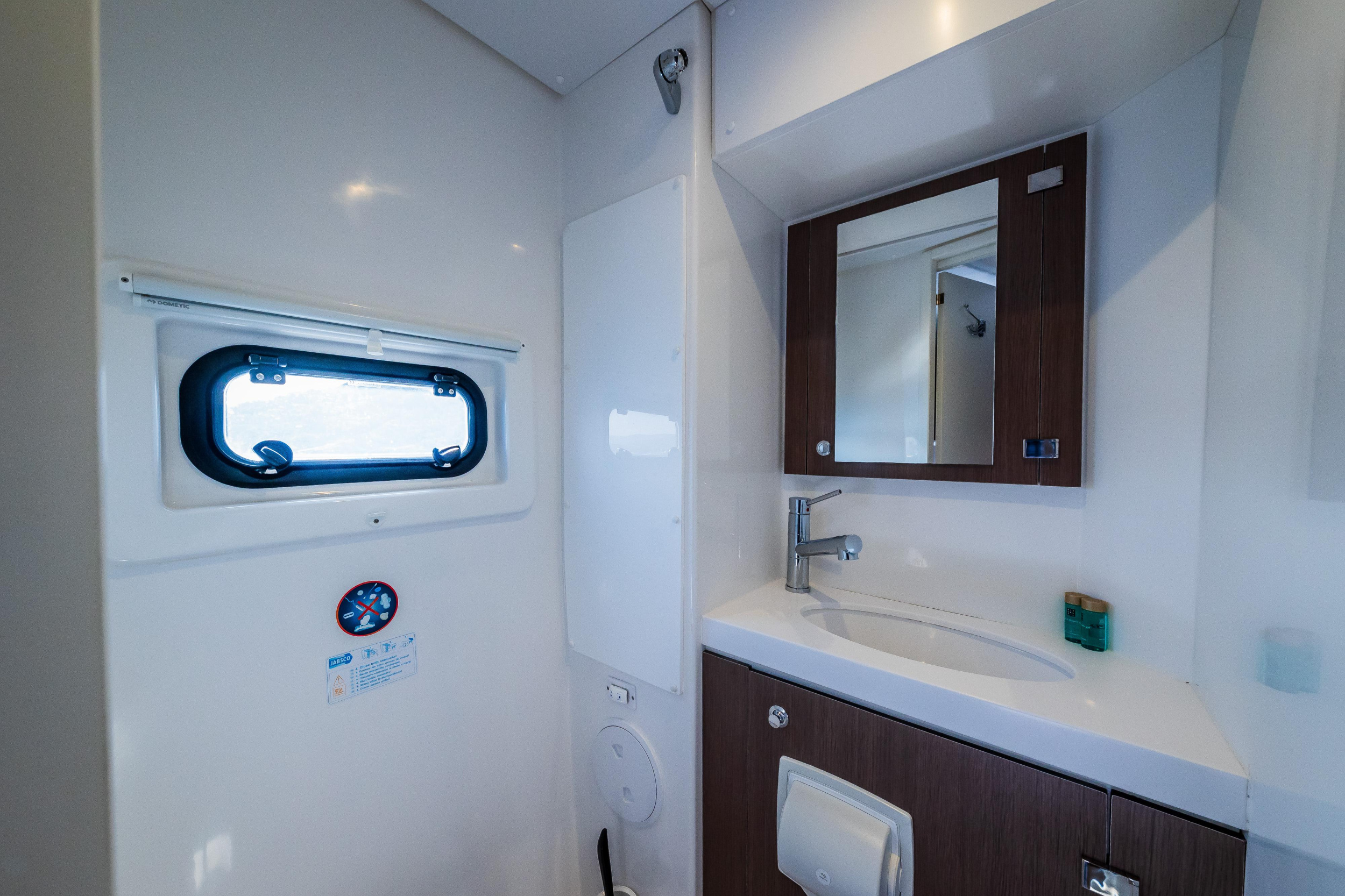 Photo #5 - Bali 4.8 - 6 + 1 cab. (Esthera) in Trogir - 38903