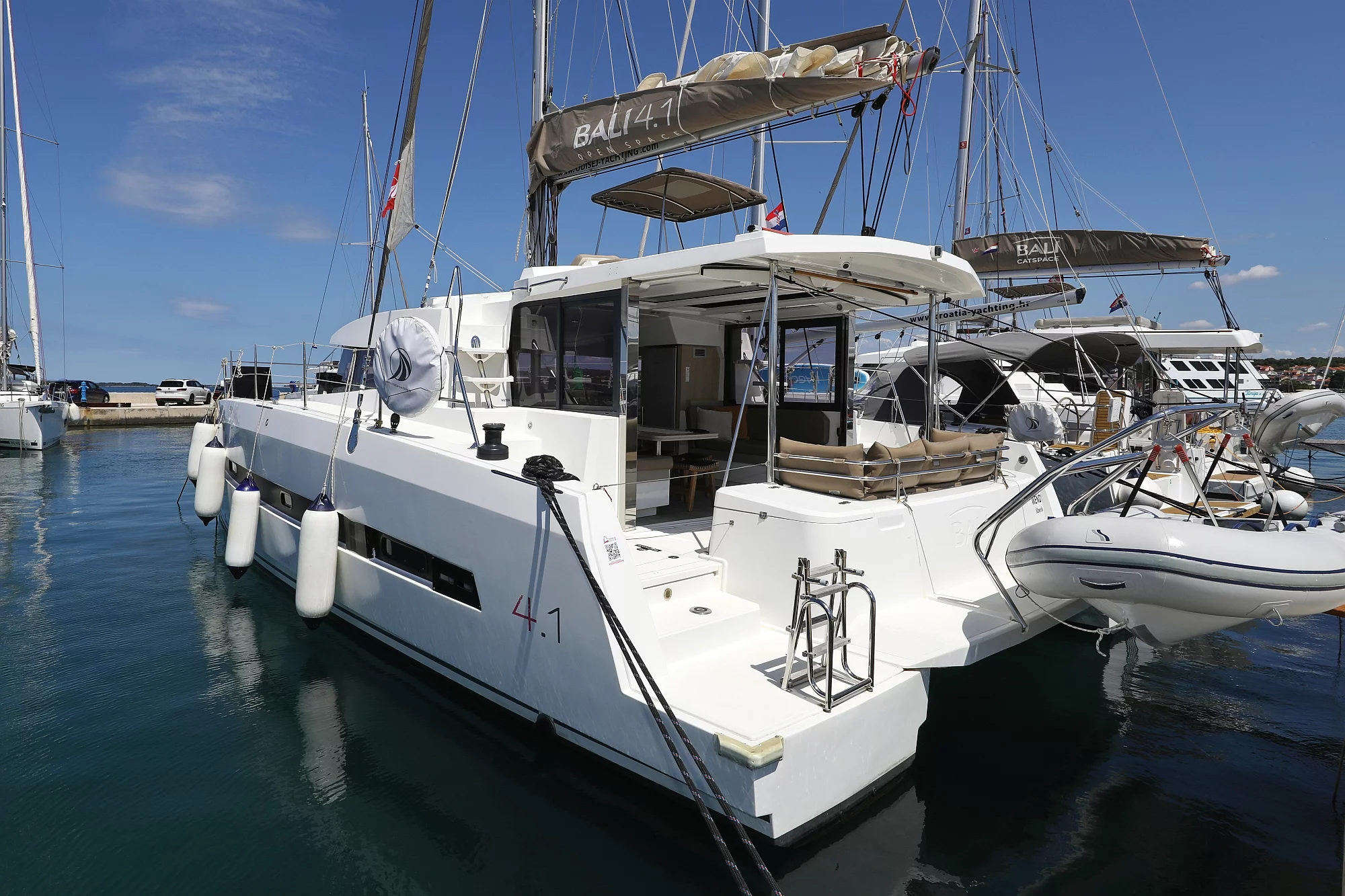 Bali 4.1 - 4 + 1 cab. (Wendy)  - 3