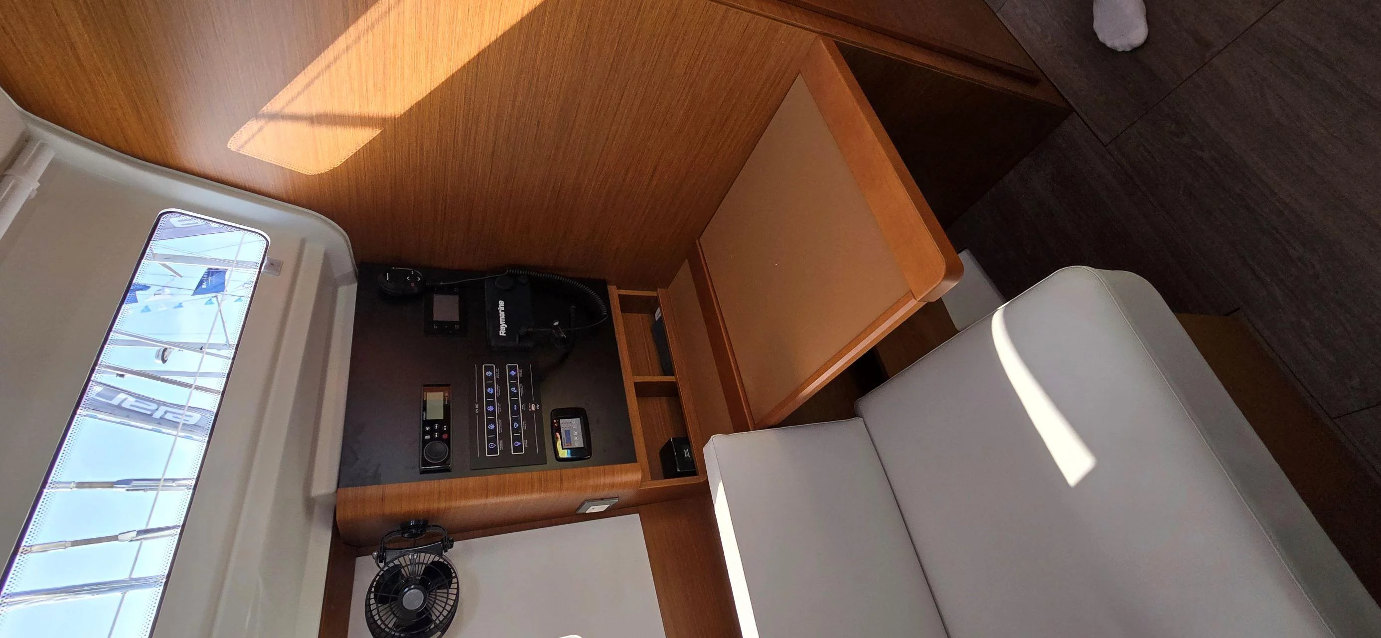 Sun Odyssey 380 (Princess Marija)  - 10
